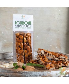 Torrone di mandorle